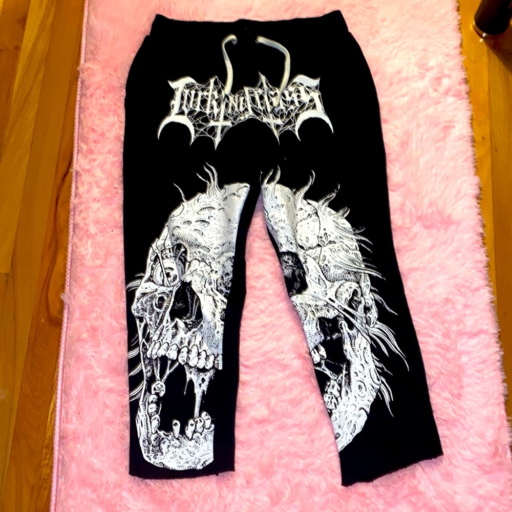 Lurking Class Sweats